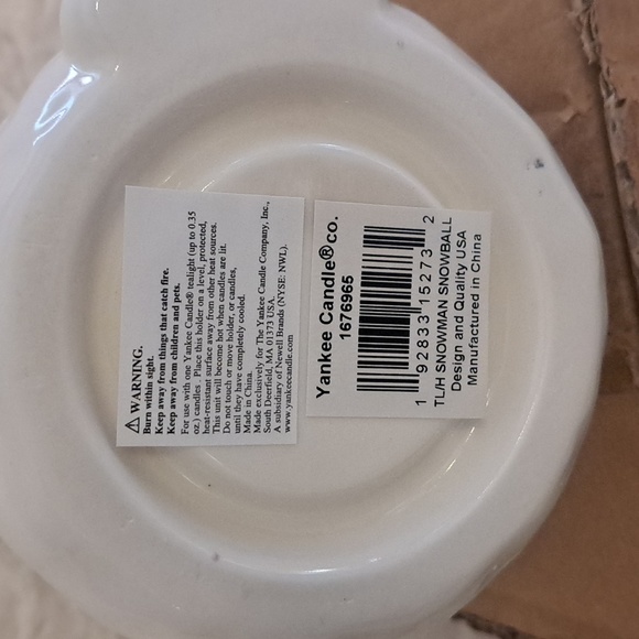 NEW Yankee Candle Snowman Luminary Tea Light Candle Holder - Picture 3 of 4